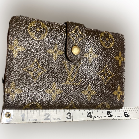 Louis Vuitton Monogram Wallet🔥Excellent Vintage Condition/Light Use🔥BEAUTIFUL! - Picture 6 of 17